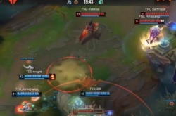 2022职业联赛TES VS FNC第一局中后期分析