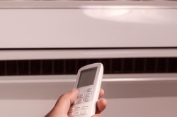 万能空调遥控器怎么配对？万能空调遥控器配对方法