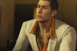 世嘉自己玩梗！线下活动大放如龙劲曲像笨蛋一样